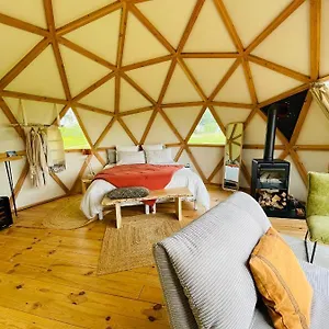 Dome Insolite Cedre Jacuzzi Et Petits Dejeuners Inclus Tente de luxe